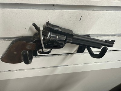 RUGER NEW MODEL SINGLE-SIX .22LR/.22MAG - Image 4 of 7