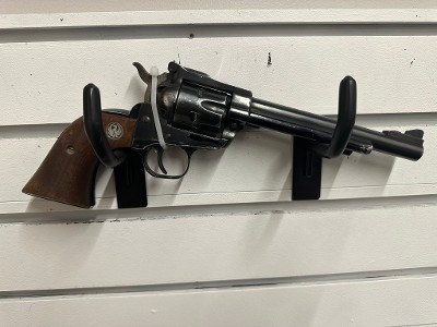 RUGER NEW MODEL SINGLE-SIX .22LR/.22MAG - Image 1 of 7
