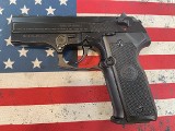 STOEGER COUGAR 8000 FL .40 S&W - Image 1 of 3