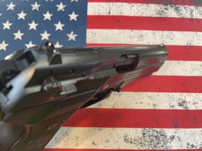 STOEGER COUGAR 8000 FL .40 S&W - Image 3 of 3