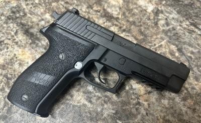 SIG SAUER P226 .40 S&W - Image 1 of 5