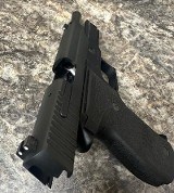 SIG SAUER P226 .40 S&W - Image 4 of 5