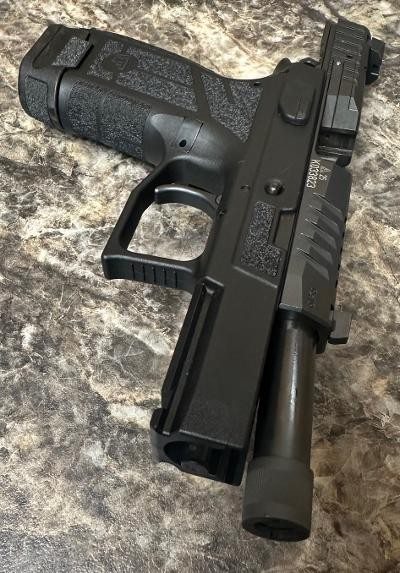CZ P-09 C NOCTURN 9MM LUGER (9x19 PARA) - Image 5 of 5