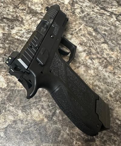 CZ P-09 C NOCTURN 9MM LUGER (9x19 PARA) - Image 3 of 5