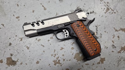 SMITH & WESSON SW1911 PC Bobtail Champion Scandium Alloy .45 ACP - Image 1 of 9