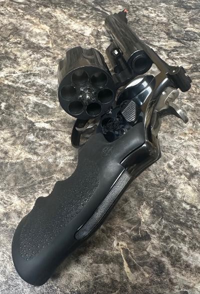 SMITH & WESSON 29-6 .44 MAGNUM - Image 4 of 5