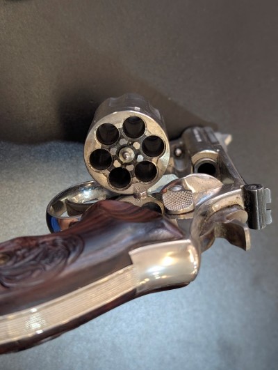 SMITH & WESSON 19-3 .357 - Image 7 of 9