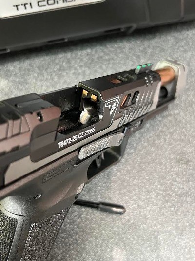 CANIK TTI Combat 9MM LUGER (9x19 PARA) - Image 9 of 13