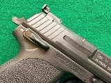 HECKLER & KOCH USP V1 Elite .45 ACP - Image 4 of 23
