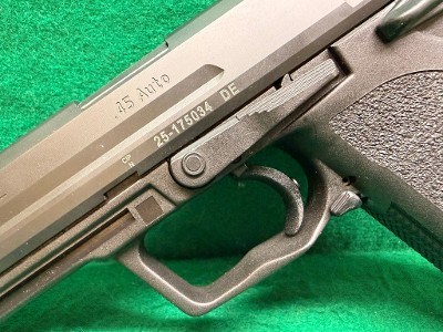 HECKLER & KOCH USP V1 Elite .45 ACP - Image 9 of 23