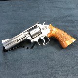 SMITH & WESSON 686 .357 MAG - Image 2 of 9