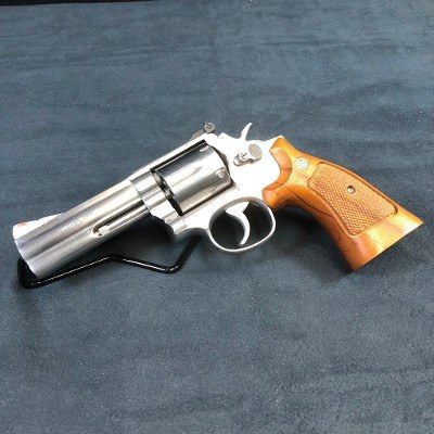 SMITH & WESSON 686 .357 MAG - Image 2 of 9