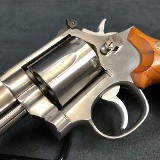 SMITH & WESSON 686 .357 MAG - Image 5 of 9