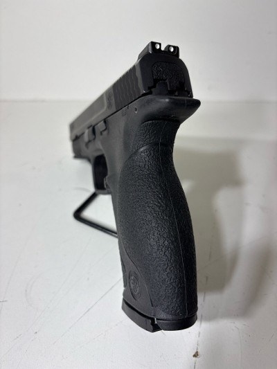 SMITH & WESSON M&P 9 9MM LUGER (9x19 PARA) - Image 4 of 5