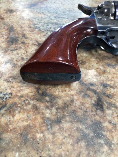 CIMARRON FRONTIER REVOLVER .45 LC .45 LC - Image 9 of 12