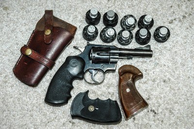 COLT 3-5-7 .357 MAG - Image 1 of 13