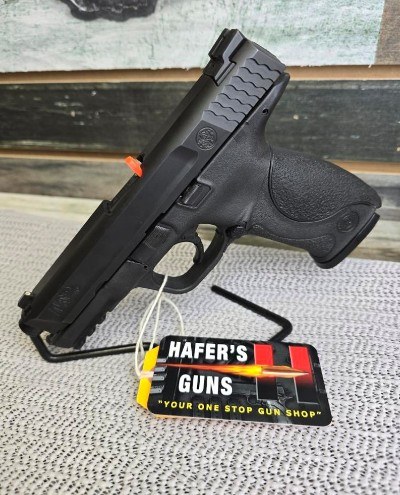 SMITH & WESSON M&P 40 .40 S&W - Image 2 of 2