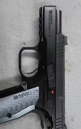 CZ SHADOW 2 Compact 9MM LUGER (9X19 PARA) - Image 5 of 7