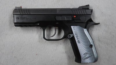 CZ SHADOW 2 Compact 9MM LUGER (9X19 PARA) - Image 3 of 7