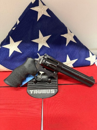RUGER GP100 .357 MAG - Image 2 of 6