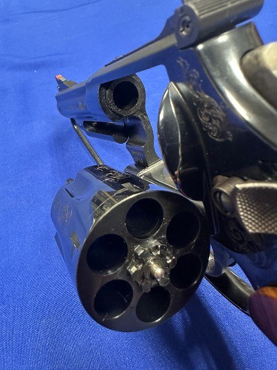 SMITH & WESSON MODEL 29-10 .44 MAGNUM - Image 8 of 8