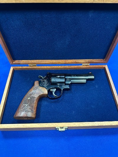 SMITH & WESSON MODEL 29-10 .44 MAGNUM - Image 1 of 8