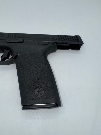 SMITH & WESSON M&P 5.7 5.7X28MM - Image 13 of 15