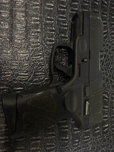 TAURUS G3C 9MM LUGER (9x19 PARA)