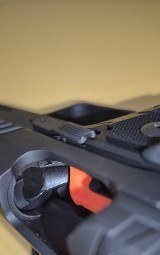 SIG SAUER P211 9MM LUGER (9x19 PARA) - Image 3 of 10