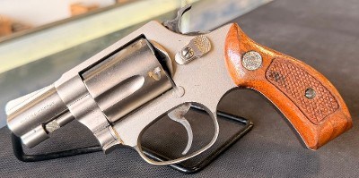 SMITH & WESSON MODEL 37-2 .38 SPL - Image 1 of 3
