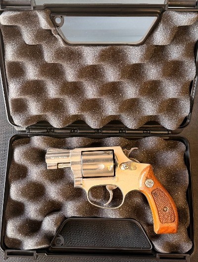 SMITH & WESSON MODEL 37-2 .38 SPL - Image 3 of 3