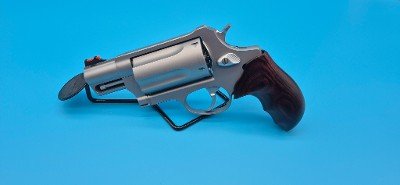 TAURUS JUDGE.45lc / .410 - Image 1 of 5