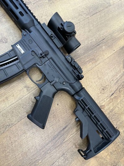 SMITH & WESSON M&P M&P15-22 22LR NCSTAR RED DOT SIGHT .22 LR - Image 5 of 6