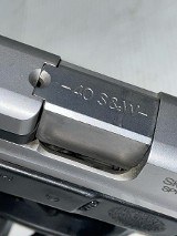 SMITH & WESSON SD40VE 40 Smith & Wesson - Image 10 of 12