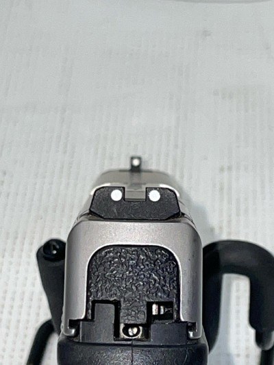 SMITH & WESSON SD40VE 40 Smith & Wesson - Image 8 of 12