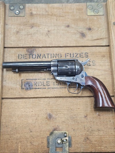 UBERTI 1873 CATTLEMAN 45 Colt (Long Colt) - Image 1 of 7