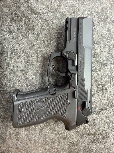 STOEGER COUGAR 8000 FL 9MM LUGER (9x19 PARA) - Image 1 of 3