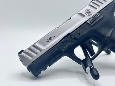 SMITH & WESSON SD40 2.0 .40 S&W - Image 6 of 9