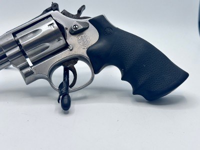 SMITH & WESSON 686 .357 MAG - Image 6 of 8