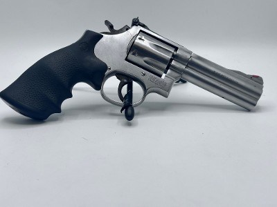 SMITH & WESSON 686 .357 MAG
