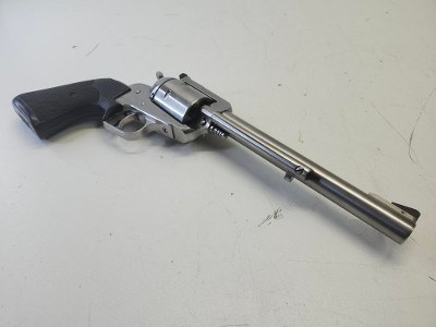 RUGER SUPER BLACKHAWK 44 .44 MAGNUM - Image 7 of 11