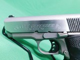 COLT DEFENDER SERIES 90 LIGHTWEIGHT .45 ACP - Image 3 of 8