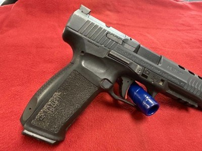 CANIK METE SFX 9MM FULL SIZE 9MM LUGER (9x19 PARA) - Image 3 of 7