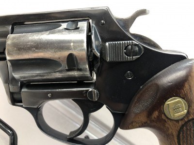 CHARTER ARMS Undercover .38 SPL - Image 3 of 12