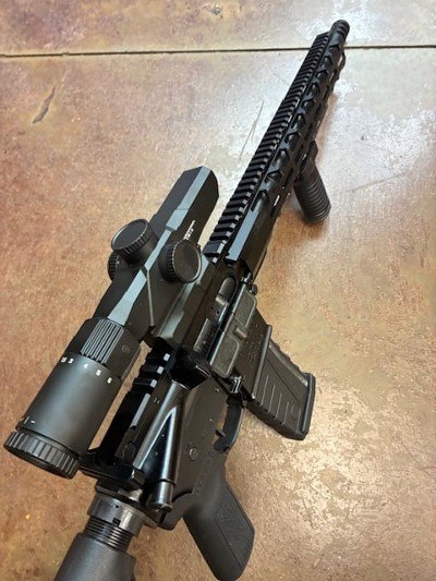 RADICAL FIREARMS RF-15 .300 AAC BLACKOUT - Image 11 of 13