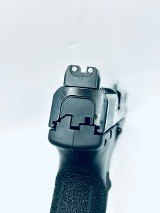 SMITH & WESSON M&P9 M2.0 (13616) 9MM LUGER (9x19 PARA) - Image 9 of 12