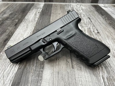 GLOCK 20C 10mm Auto - Image 1 of 4