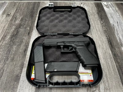 GLOCK 20C 10mm Auto - Image 4 of 4