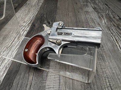 DAVIS INDUSTRIES DM-22 .22 LR - Image 1 of 3