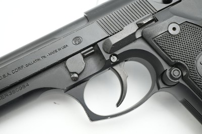 BERETTA 92fs 9MM LUGER (9x19 PARA) - Image 16 of 24
